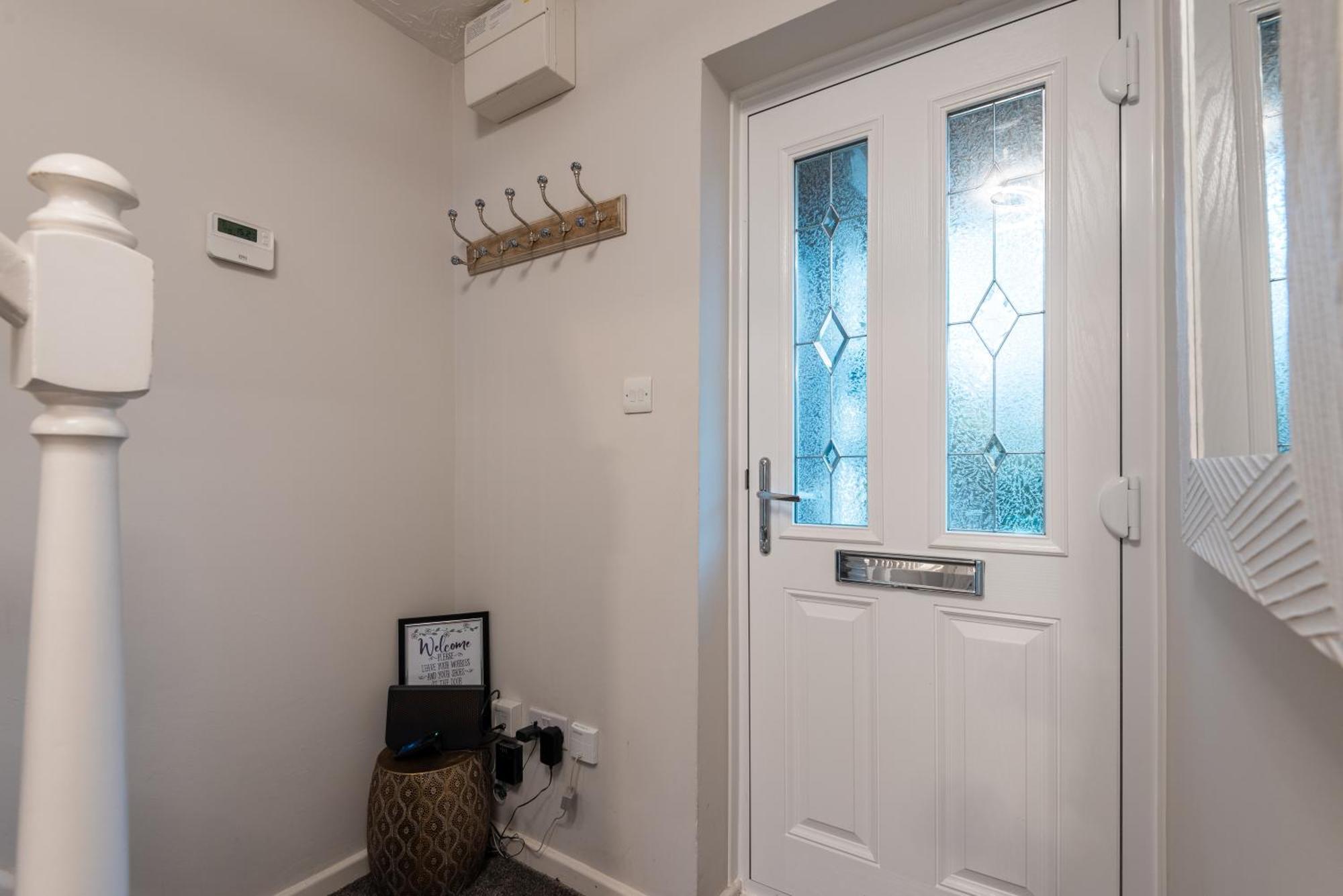 Worcester Fabulous Cherry Tree Mews Self Check In Dogs Welcome By Prior Arrangement , 2 Double Bedrooms ,Super Fast Wi-Fi, With Free Off Road Parking For 2 Vehicles Near Royal Hospital And Woodland Walks Екстериор снимка