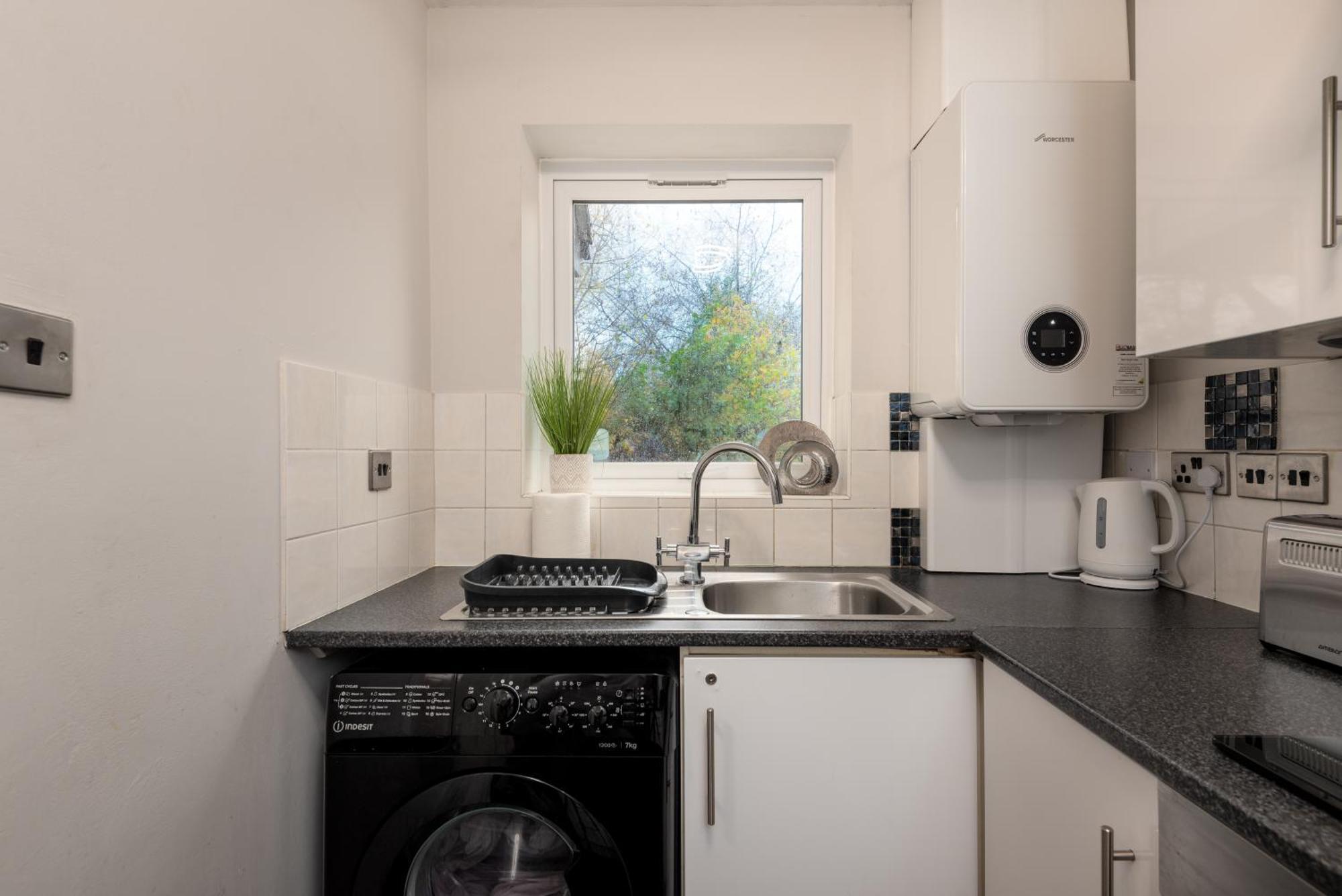 Worcester Fabulous Cherry Tree Mews Self Check In Dogs Welcome By Prior Arrangement , 2 Double Bedrooms ,Super Fast Wi-Fi, With Free Off Road Parking For 2 Vehicles Near Royal Hospital And Woodland Walks Екстериор снимка