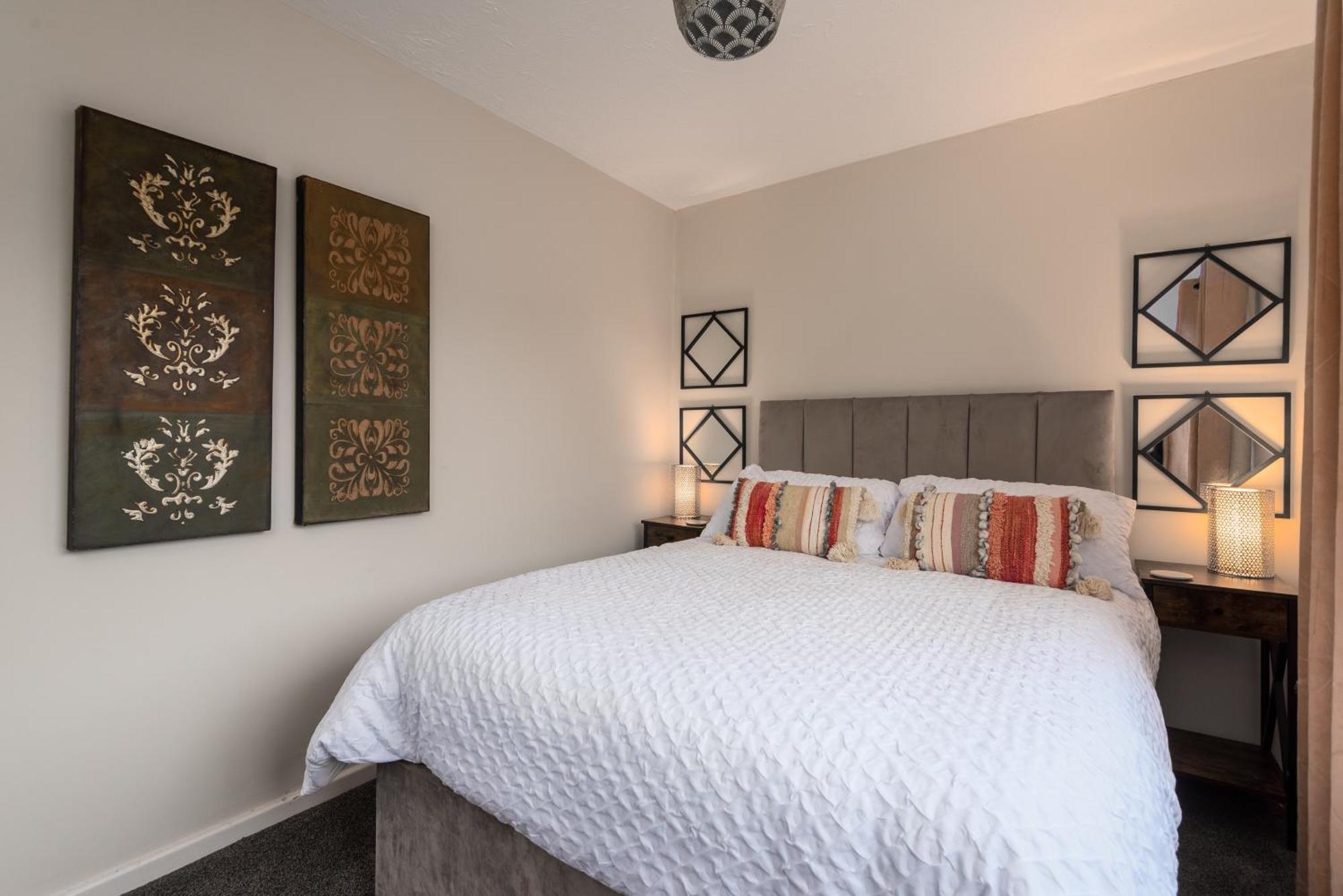 Worcester Fabulous Cherry Tree Mews Self Check In Dogs Welcome By Prior Arrangement , 2 Double Bedrooms ,Super Fast Wi-Fi, With Free Off Road Parking For 2 Vehicles Near Royal Hospital And Woodland Walks Екстериор снимка